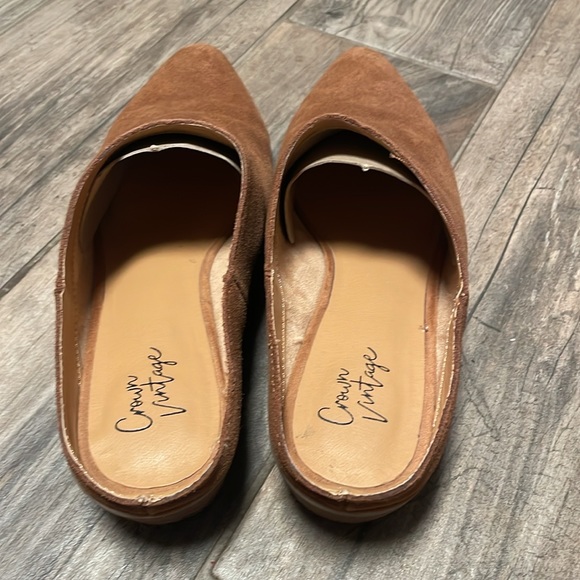 Slip on suede loafers size 9 M, new - Picture 4 of 7